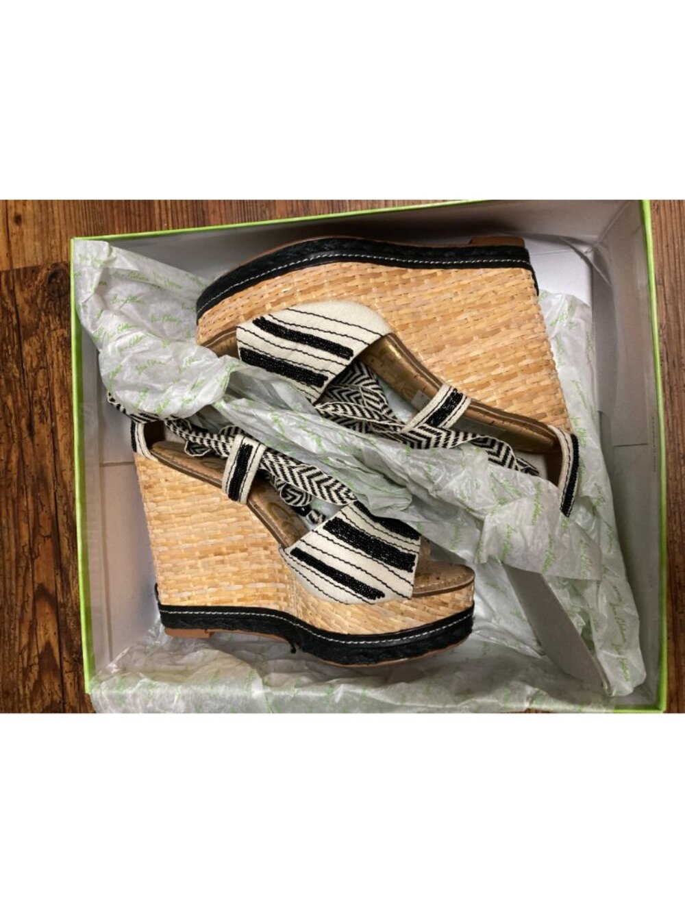 New Sam Edelman Canvas Wedge Shoes Size 8 - Stylish and Comfortable New In Box - Picture 4 of 10